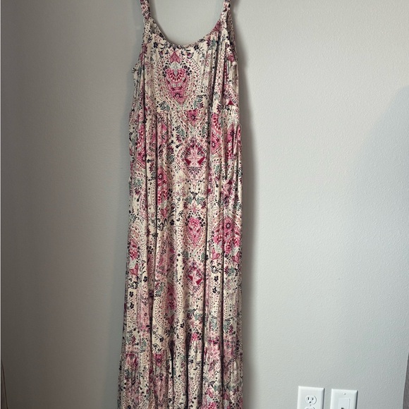 Torrid Pink and Cream Floral Maxi Dress - Picture 4 of 4